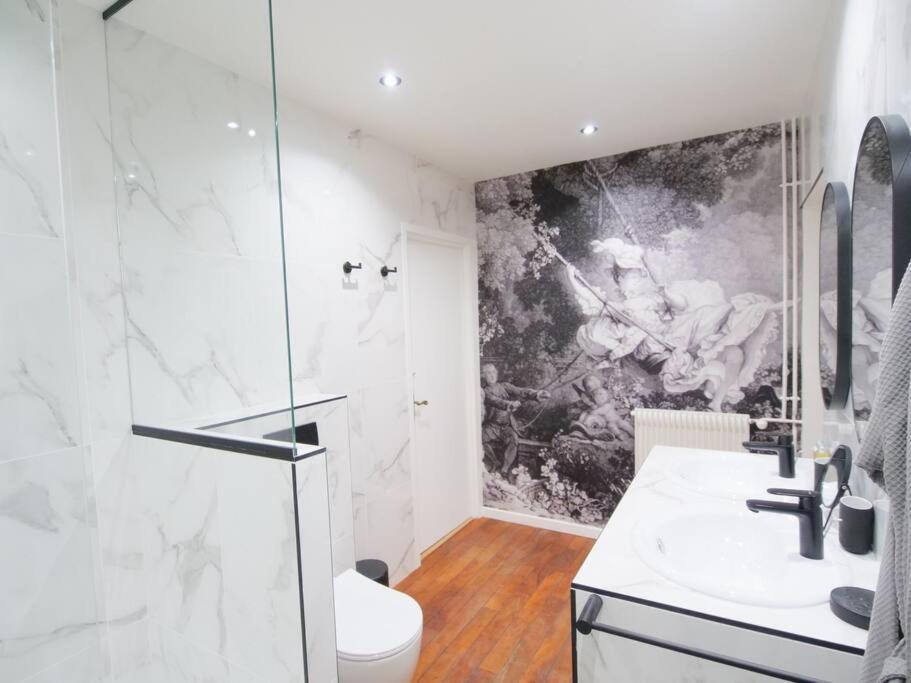 Ferienwohnung Charme Et Modernite Au Coeur Du Quartier St Louis Versailles Exterior foto