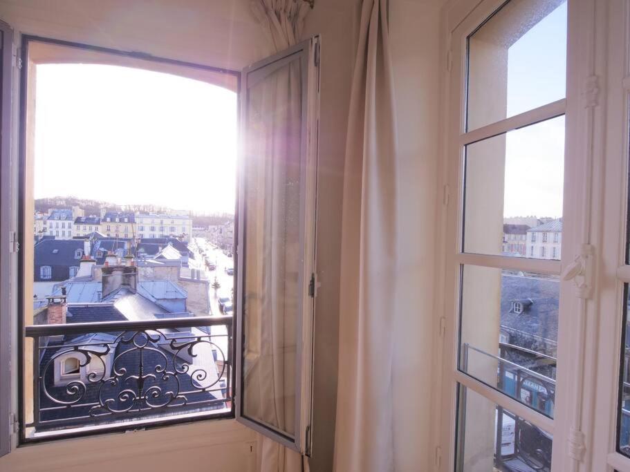 Ferienwohnung Charme Et Modernite Au Coeur Du Quartier St Louis Versailles Exterior foto