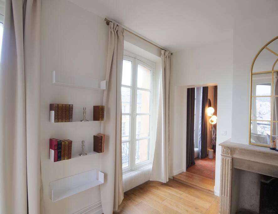 Ferienwohnung Charme Et Modernite Au Coeur Du Quartier St Louis Versailles Exterior foto